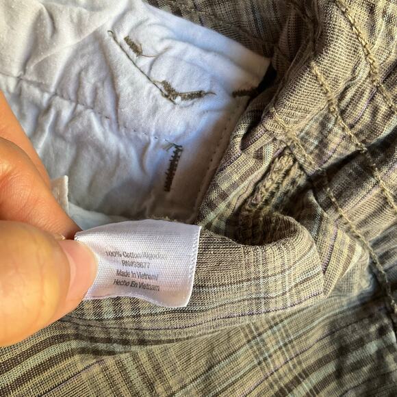 St. John’s Bay Men’s Casual Shorts size 8, Brown - Picture 9 of 10